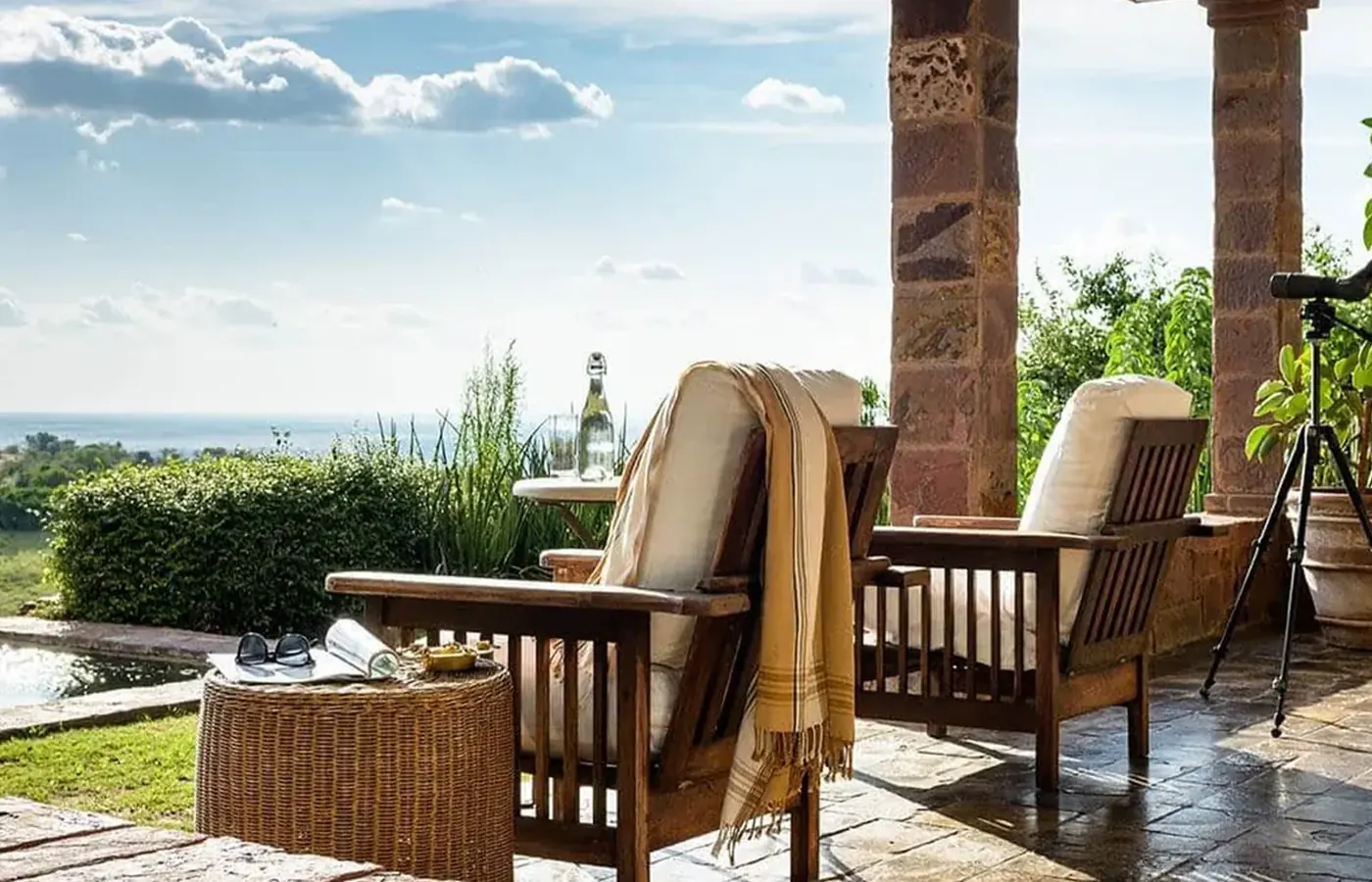 6-Day Ultimate Luxury Lodge Serengeti Wildebeest Migration Safari From Dar Es Salaam image 1